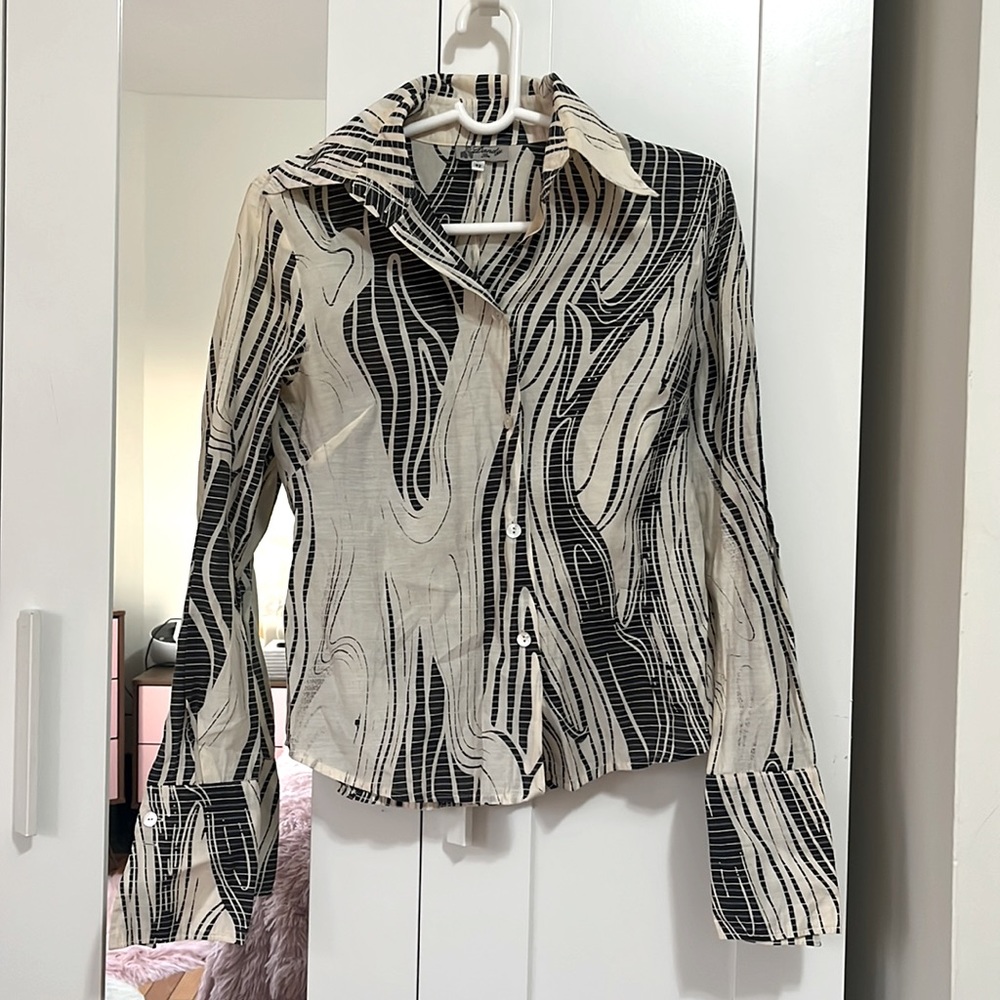 Long sleeve shirt